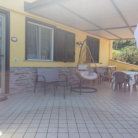 Casa Vacanza Villa Aurora Laureana Cilento Eksteriør billede